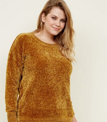 Curves , Pull en chenille moutarde